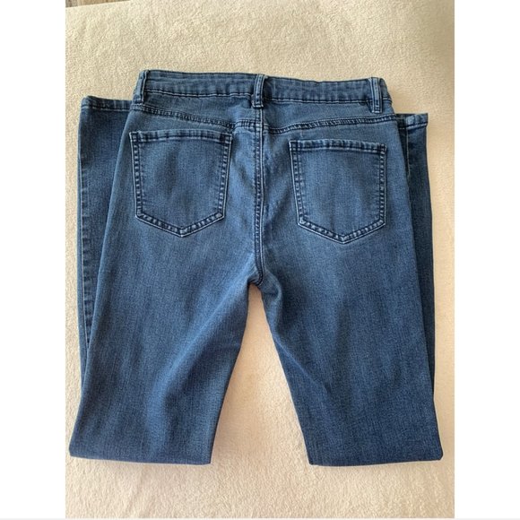 ✨REVAMPED DENIM SKINNY JEANS - SIZE - US 7 - BLUE - Picture 3 of 4